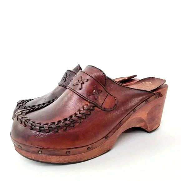 Vintage Shoes - Vintage 70s Wooden Platform Clog Sandals - 6